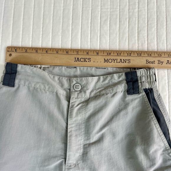 Gill Performancr Sailing Shorts Womens Small silver Grey 1644 padded optioal - Picture 5 of 10